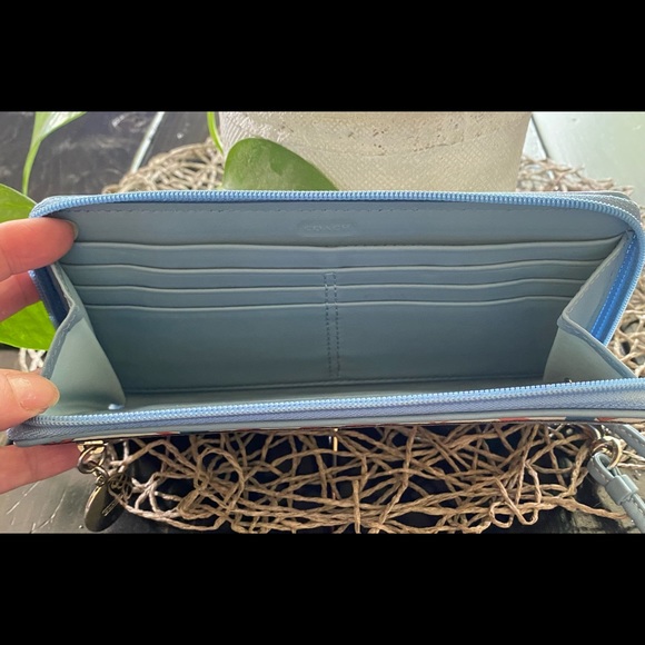 Coach Signature Zip around wallet. - Picture 3 of 3